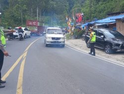 Kasat Lantas Polres Dairi AKP Herliandri SH. Melaksanakan Kegiatan Rutin Yang Ditingkatkan (KRYD) Pasca Berakhirnya Operasi Lilin Toba 2022 di wilayah Hukum Polres Dairi Guna Memberikan Pelayanan Kepada Pemudik Tahun Baru Yang Melintasi Kabupaten Dairi