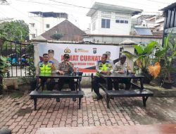 Polsek Medan Timur kembali menggelar Jumat Curhat di salah satu warung santai Jalan Mabar simpang Jalan Delitua