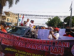 Masyarakat Bangun Sari Melakukan Aksi Unjuk Rasa di Pintu Masuk Mapoldasu