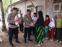Kapolres Serdang Bedagai yang diwakili oleh Wakapolres kembali melaksanakan giat pemberian bantuan sosial kepada warga kurang mampu dlm rangka safari Ramadhan 1444 H Polres Serdang Bedagai