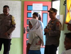 Kapolres Dairi AKBP Wahyudi Rahman, SH, SIK,MM Mengelar Kegiatan Goes To School Dalam Program Jum’at Curhat Bertujuan Untuk Menjalin Silaturahmi Dan Menampung aspirasi Para Guru