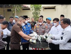 Polres Serdang Bedagai Menggelar Konferensi Pers Terkait Pemusnahan Barang Bukti Narkotika Jenis Sabu sebanyak 28 kg