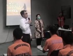 Karutan Kelas I Medan Nimrot Sihotang A.md, I.P, S.H, M.H., hari ini menjadi Pembina pelajaran Moral dan Budi Pekerti bagi Wargabinaan Rutan kelas I Medan