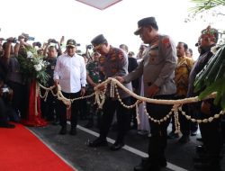 Jenderal Pol Listyo Sigit Prabowo Bersama Kapolda Sumut Irjen Pol RZ Panca Putra Resmikan Mapolres Tapanuli Selatan