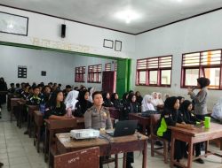 Kasat Binmas Polres Binjai Binluh di Orientasi Peserta Didik Baru (MOPDB) di SMA & SMK Swasta TUNAS BANGSA.