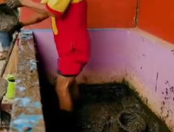 Warga Binaan Rutan Klas I Medan Panen Belut Hasil Budidaya