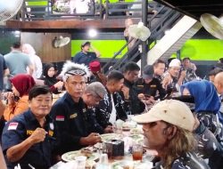 Peduli Masyarakat Serta Tingkatkan Silaturahmi, AMPI Medan Johor Bagi-bagi Takjil dan Buka Puasa Bersama