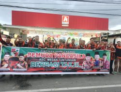 Bulan Suci Ramadhan Barbagi itu indah , PAC PP Medan Tuntungan Kali ini Bagikan Takjil Gratis di Depan Royal Sumatera ‎