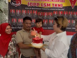 “Milad ke-49 Adi Warman Lubis, Ketua Umum LSM TKN Dapat Kejutan Hangat dan Dukung Penuh Perjuangan Sosial”