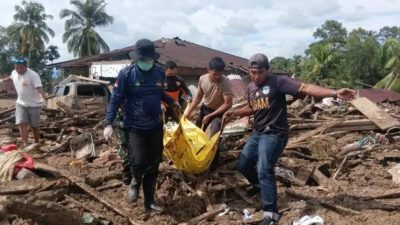 Kapolda Riau Kerahkan Pasukan Khusus, Evakuasi Korban Longsor Agam Mulai Buahkan Hasil