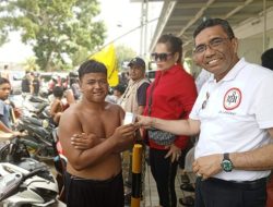 Sentuhan Kasih PB ISMI: Antar Nasi Bungkus dan Obat-obatan ke Tengah Banjir Kampung Dalam Tanjung Pura