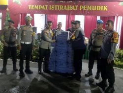 Kapolrestabes Medan Didampingi Kapolsek Medan Tuntungan Iptu Syawal S Tinjau Pos Pam Simpang Selayang, Pastikan Kesiapan Pengamanan Natal 2025 dan Tahun Baru 2026
