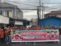 PAC Pemuda Pancasila Medan Tuntungan Gelar Aksi Berbagi 200 Paket Takjil di Simpang Selayang