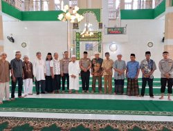Jumat Keliling, Kapolsek Medan Tuntungan Sampaikan Pesan Penting kepada Jemaah